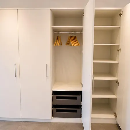 Brand-new Eiger View 3br - Premium Location - Free Parking - Terrace Apartamento