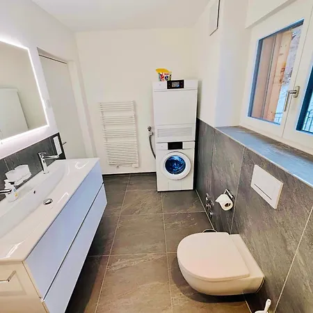 Brand-New Eiger View 3Br Apartment - Premium Location - Free Parking - Terrace * Grindelwald
